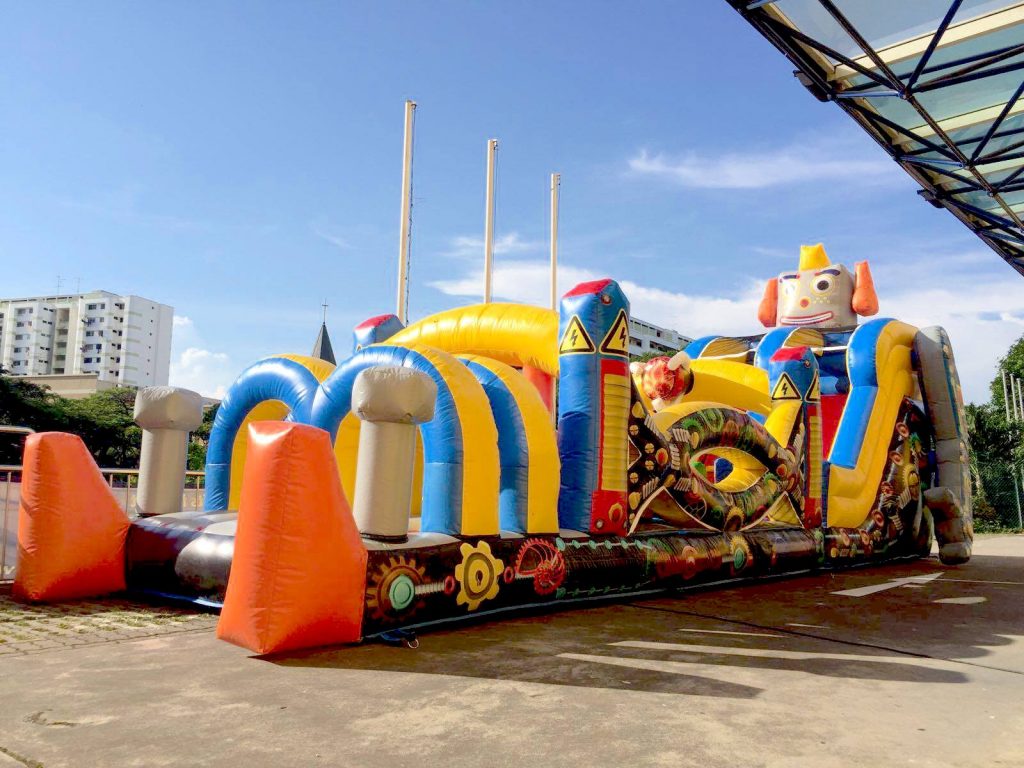 Robot Inflatable Obstacle Course