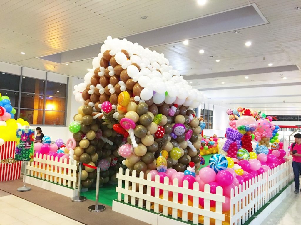 Balloon Decorations for Shopping Mall