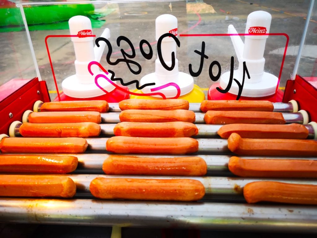 Hotdog Bun Live Food Station