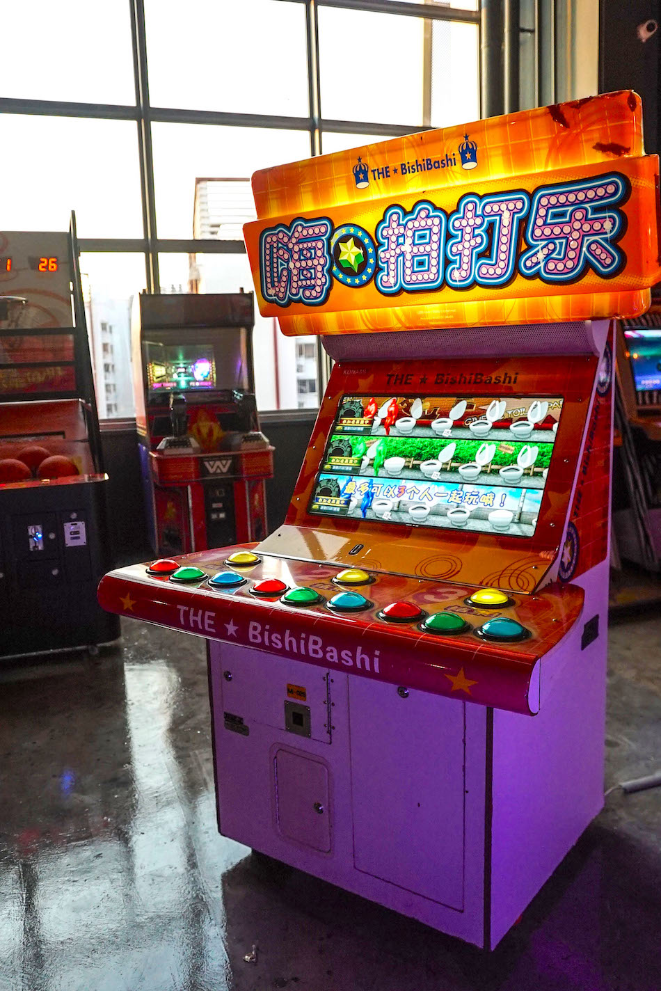 Bishi Bashi Arcade Game