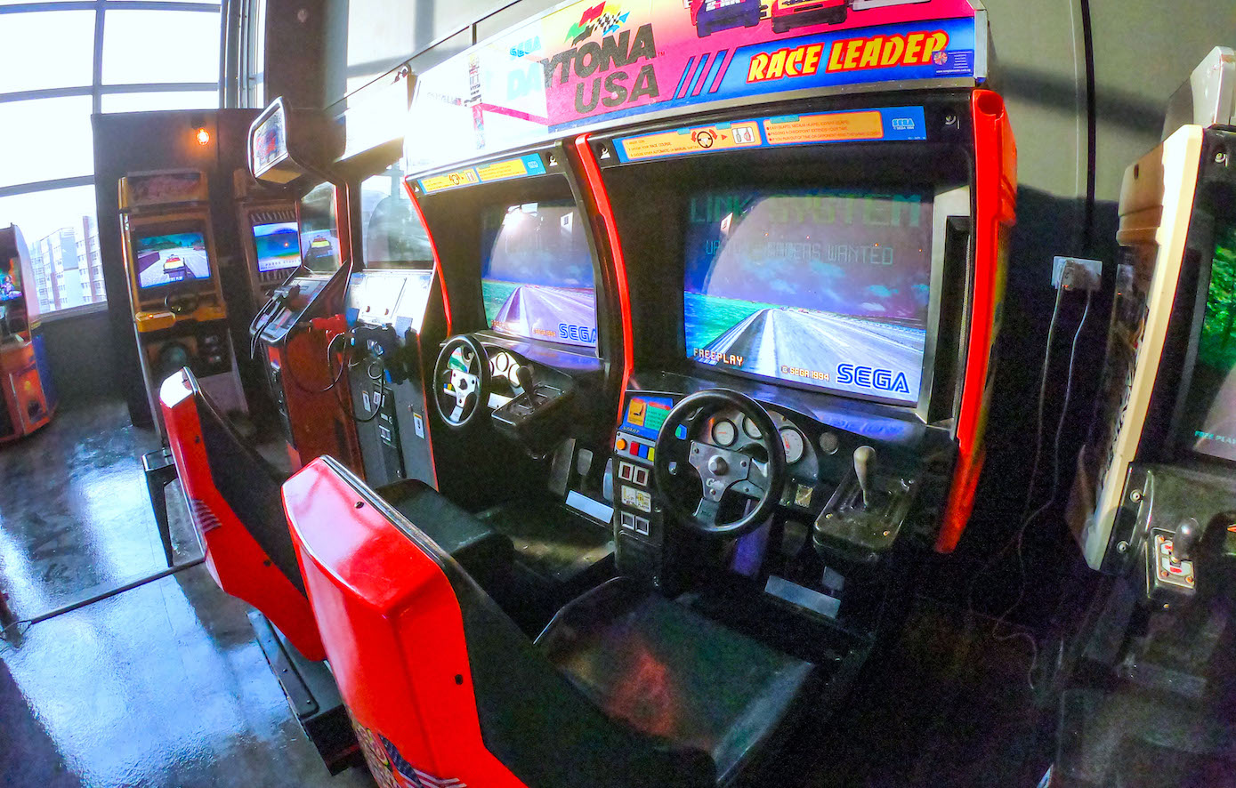 Daytona Arcade Machine