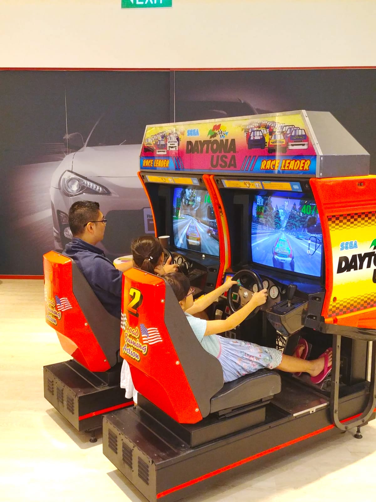 Retro Daytona Arcade Rental