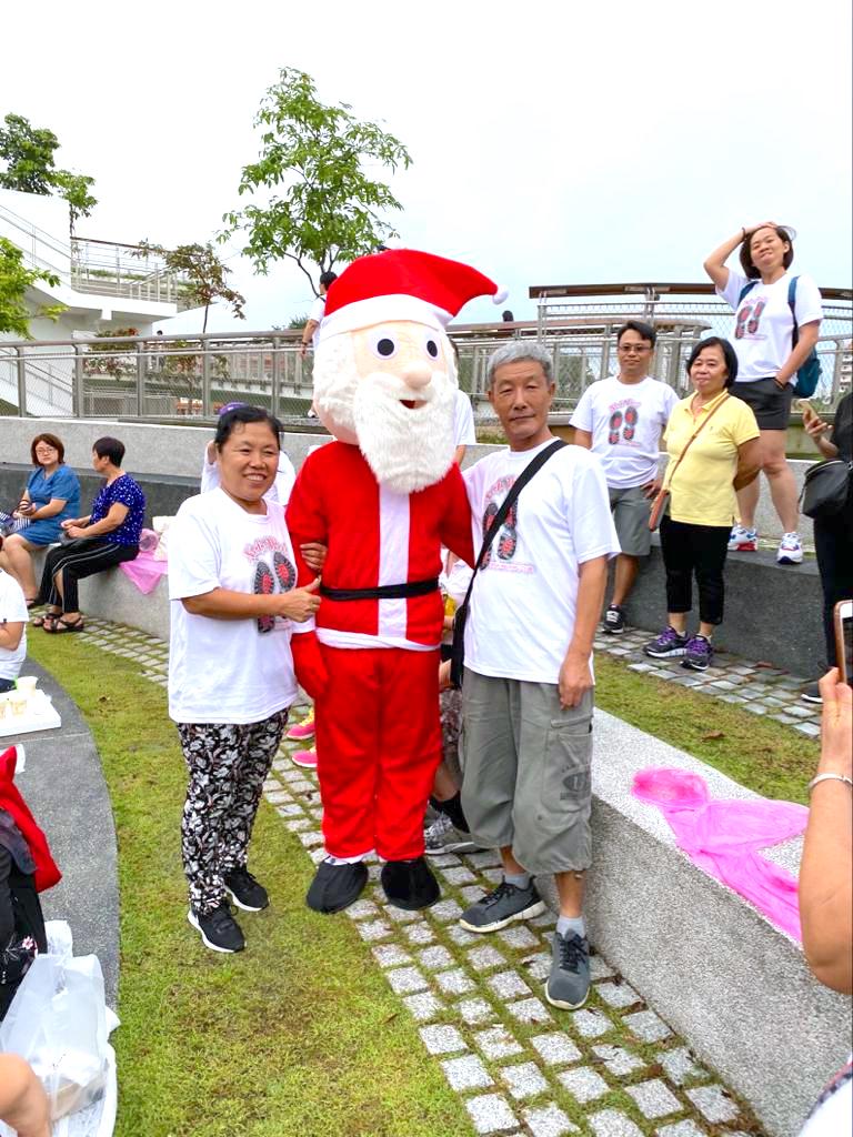 Rent Santa Mascot Costume Singapore