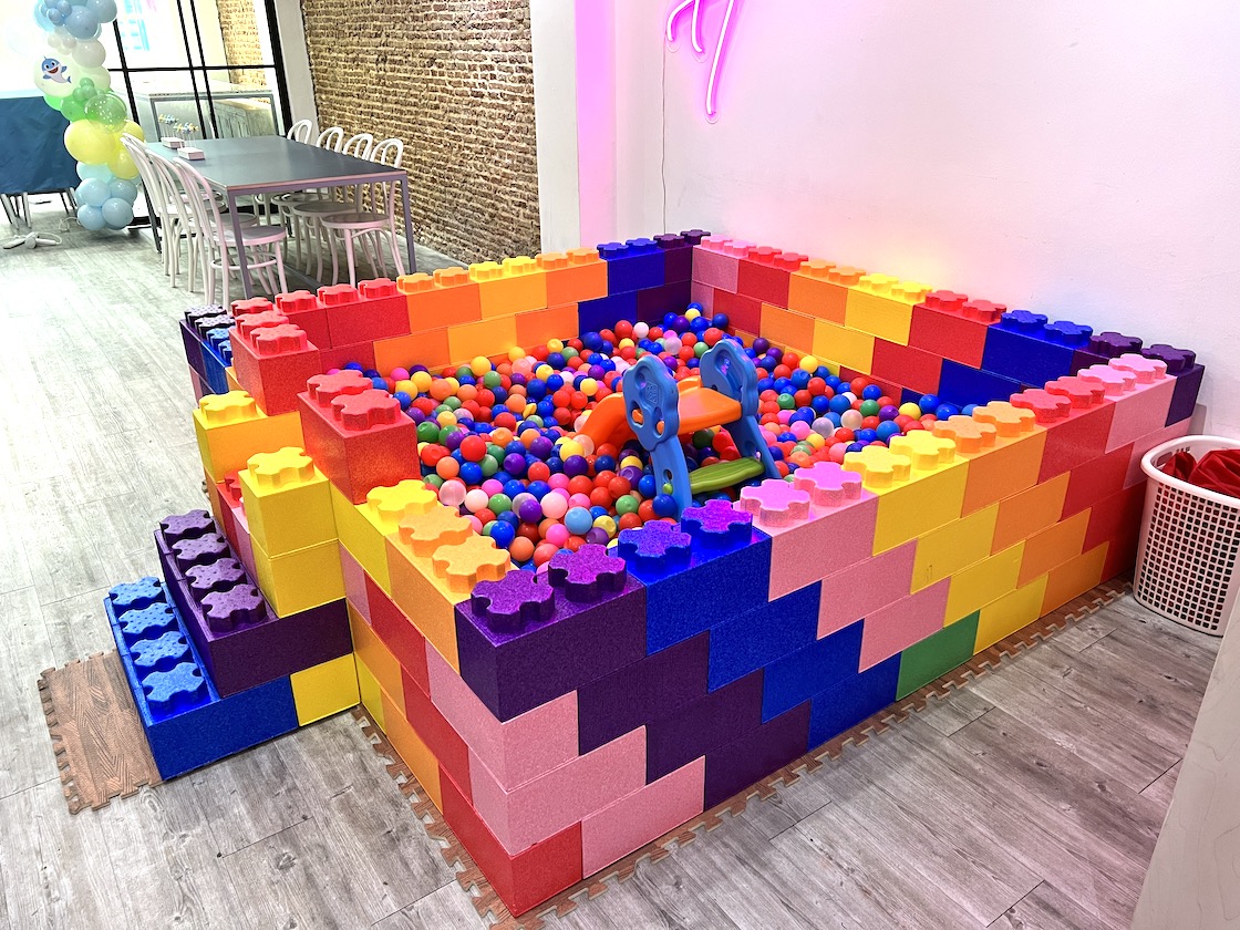 small ball pit for rent