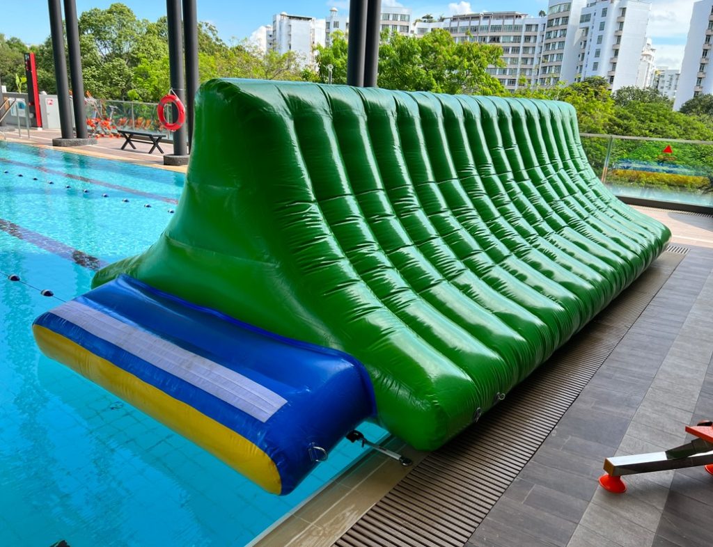 waves water obstacle course for rent